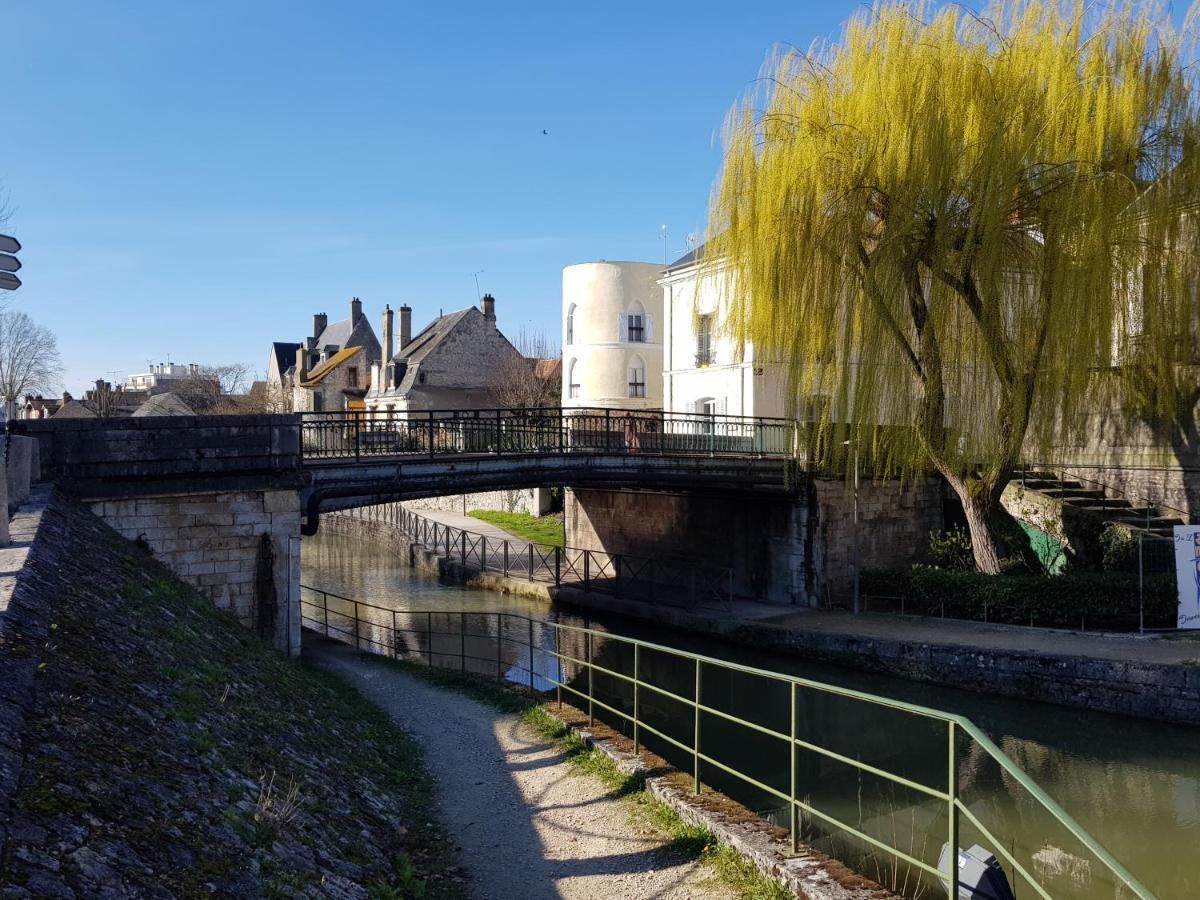 La Maison Virginie 1 A 2 Pers Charmant Hyper Centre- Cour- Parking- Linge- Fibre- Proximite Lac Canal Piscine Montargis Exteriör bild